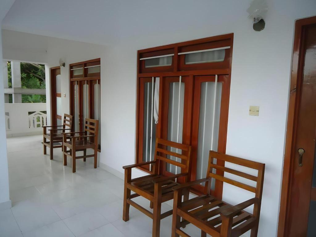 avec 7 chambre(s) de 5000 m² et 7 salle(s) de bains privée à Yala Tissamaharama Extérieur photo