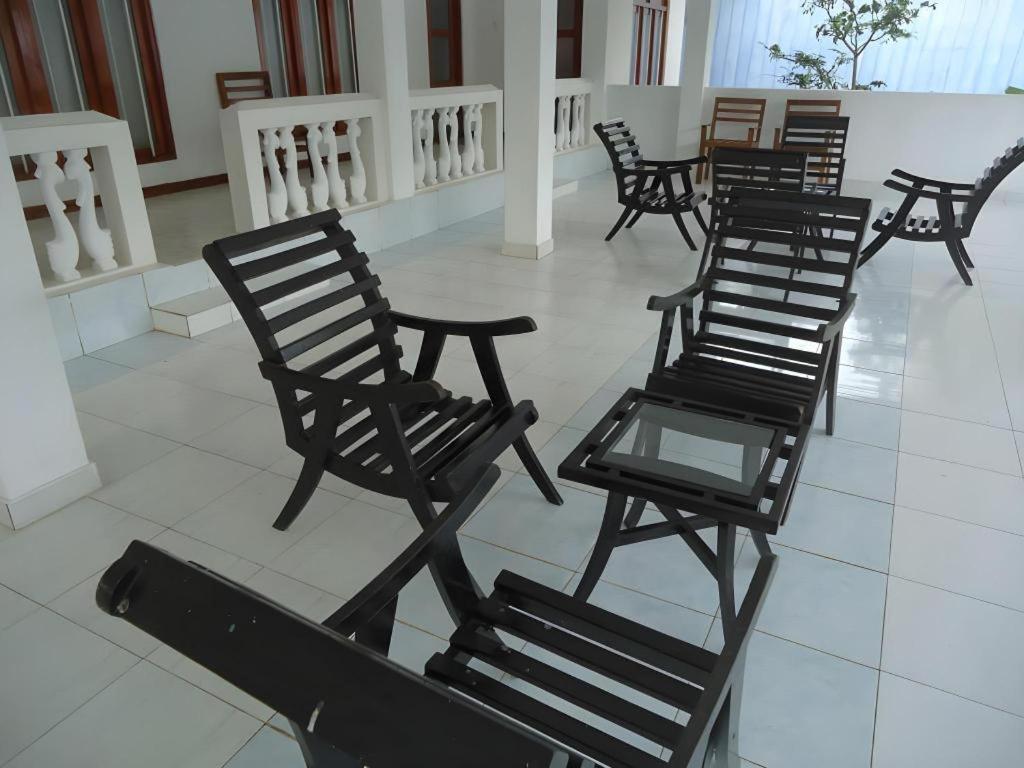 avec 7 chambre(s) de 5000 m² et 7 salle(s) de bains privée à Yala Tissamaharama Extérieur photo