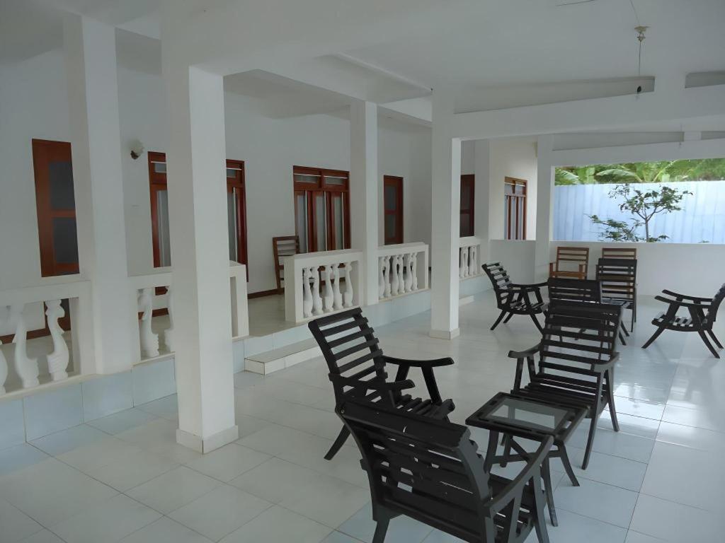 avec 7 chambre(s) de 5000 m² et 7 salle(s) de bains privée à Yala Tissamaharama Extérieur photo