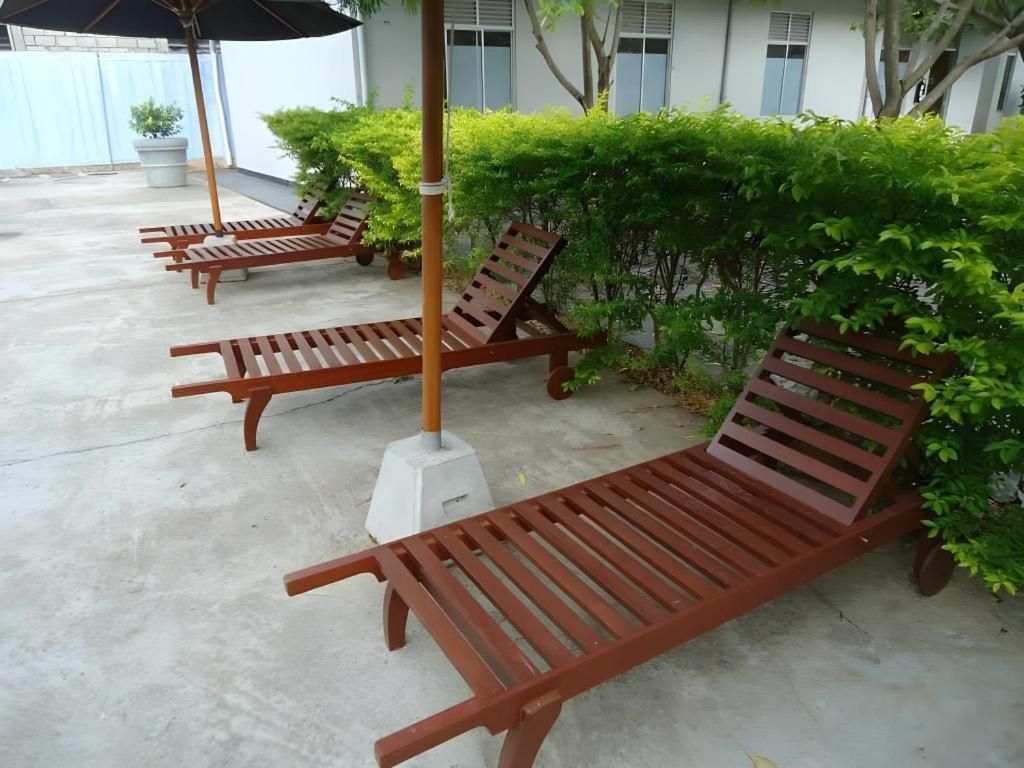 avec 7 chambre(s) de 5000 m² et 7 salle(s) de bains privée à Yala Tissamaharama Extérieur photo