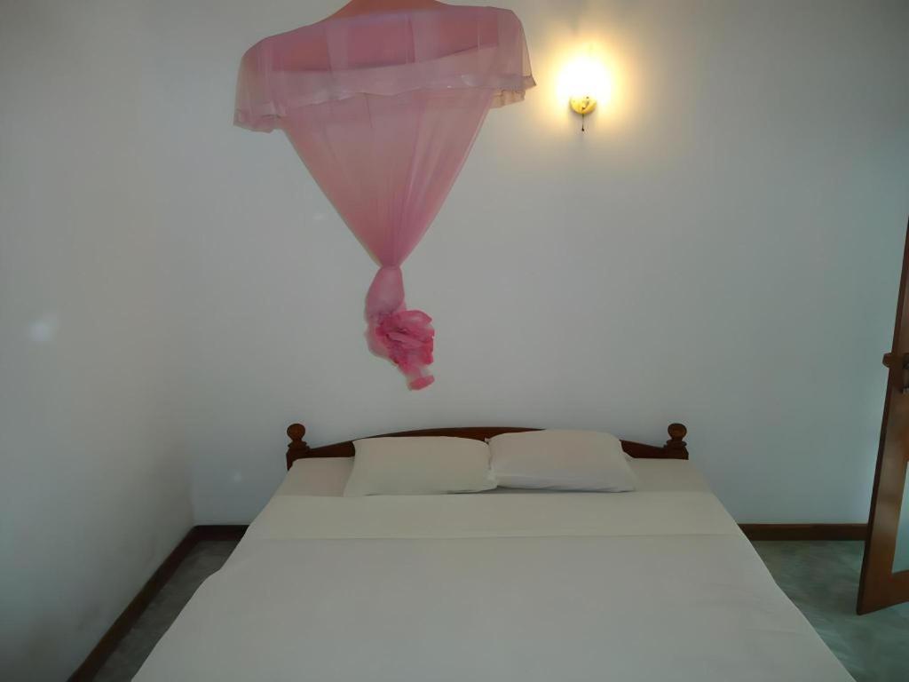 avec 7 chambre Tissamaharama Extérieur photo