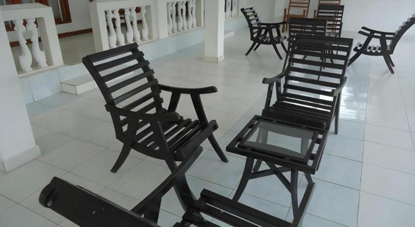 avec 7 chambre(s) de 5000 m² et 7 salle(s) de bains privée à Yala Tissamaharama Extérieur photo