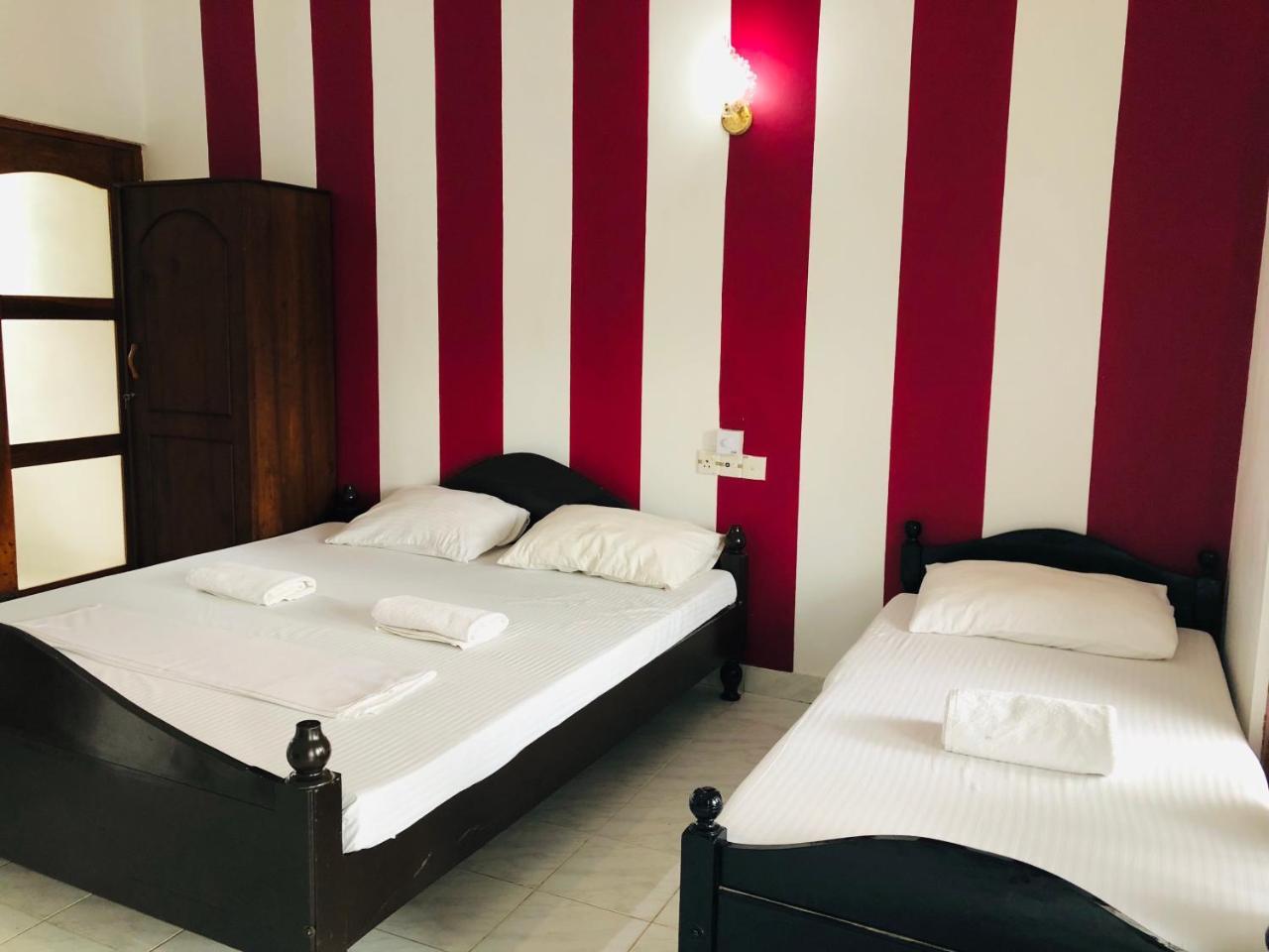 avec 7 chambre Tissamaharama Extérieur photo