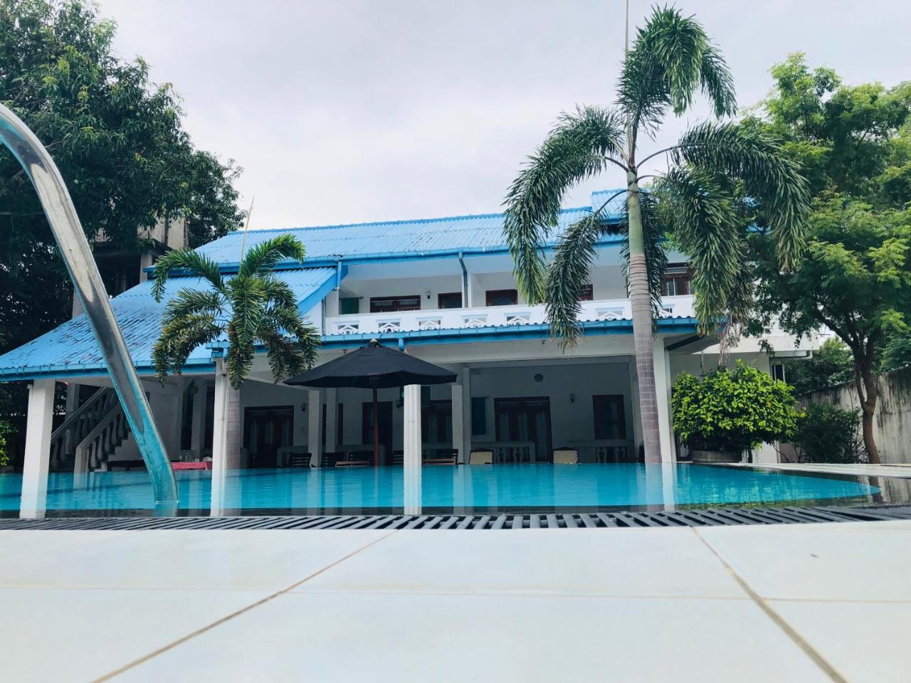 avec 7 chambre(s) de 5000 m² et 7 salle(s) de bains privée à Yala Tissamaharama Extérieur photo