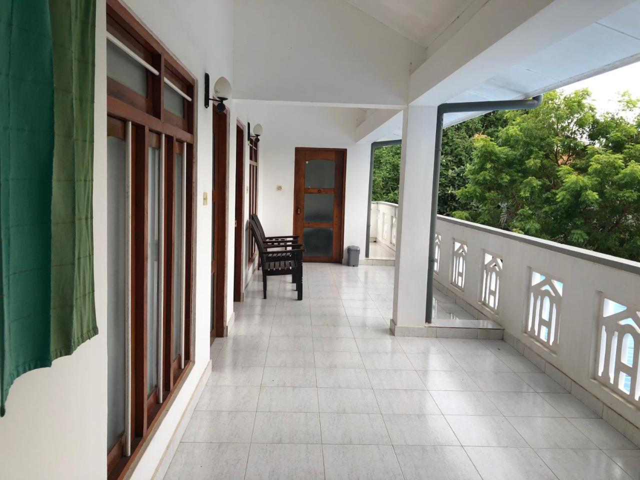avec 7 chambre(s) de 5000 m² et 7 salle(s) de bains privée à Yala Tissamaharama Extérieur photo